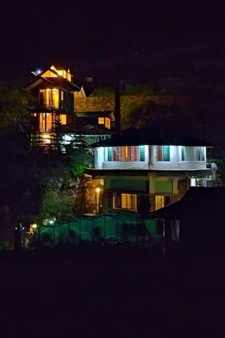 Kasauli Cascade A Cheerfull 4 Bedroom Challet Esterno foto