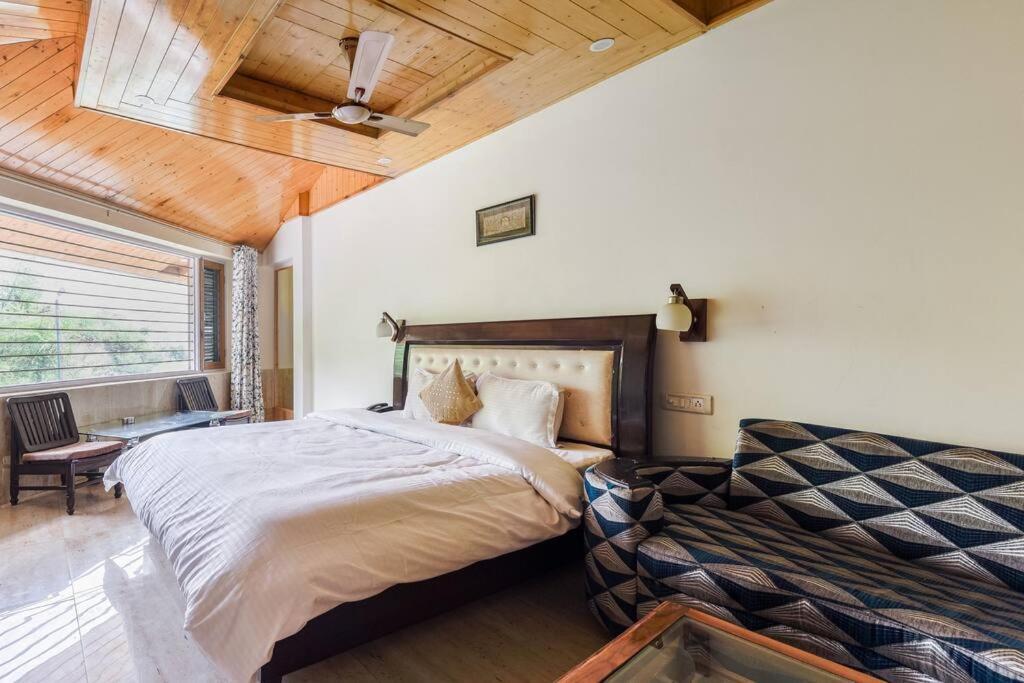 Kasauli Cascade A Cheerfull 4 Bedroom Challet Esterno foto