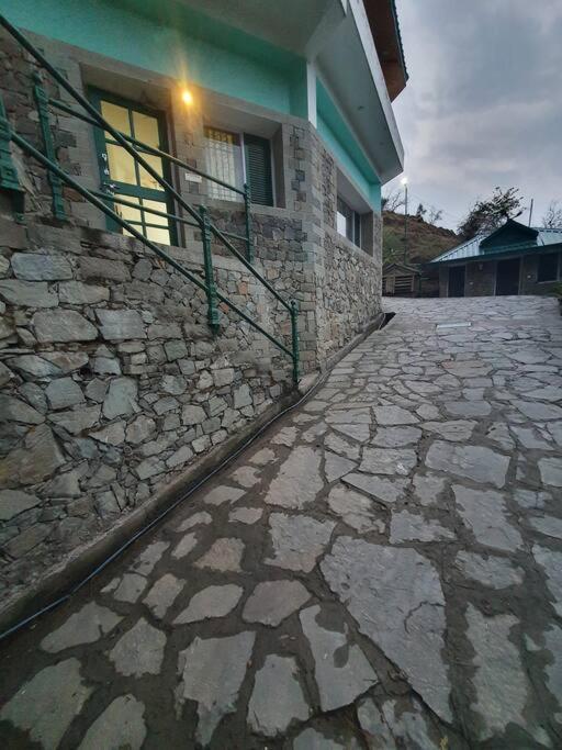 Kasauli Cascade A Cheerfull 4 Bedroom Challet Esterno foto