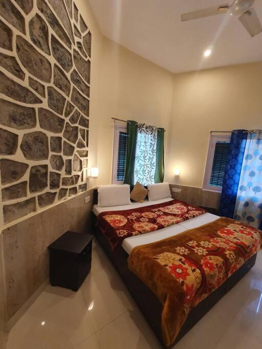 Kasauli Cascade A Cheerfull 4 Bedroom Challet Esterno foto