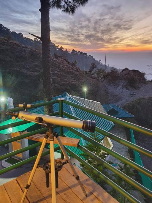 Kasauli Cascade A Cheerfull 4 Bedroom Challet Esterno foto