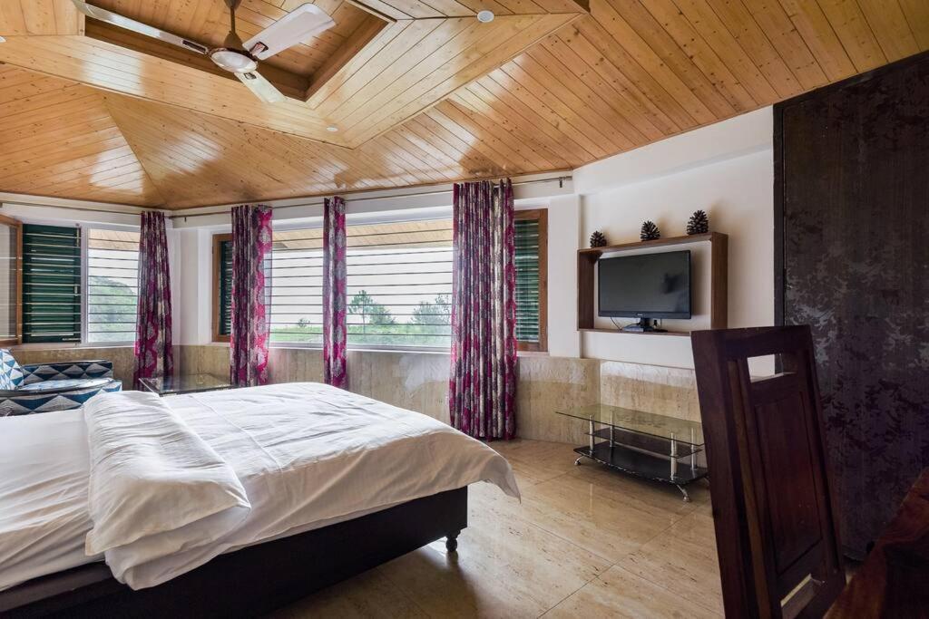 Kasauli Cascade A Cheerfull 4 Bedroom Challet Esterno foto